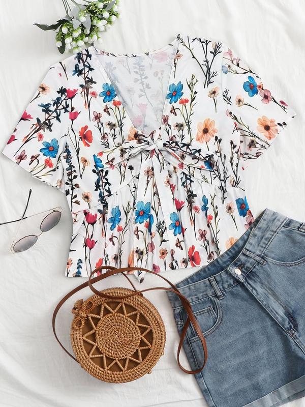 Althea | Casual Summer V-Neck Flowy Top