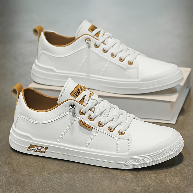 Men's outdoor sneakers in navy blue with a rugged, sporty design for versatile wear. 2