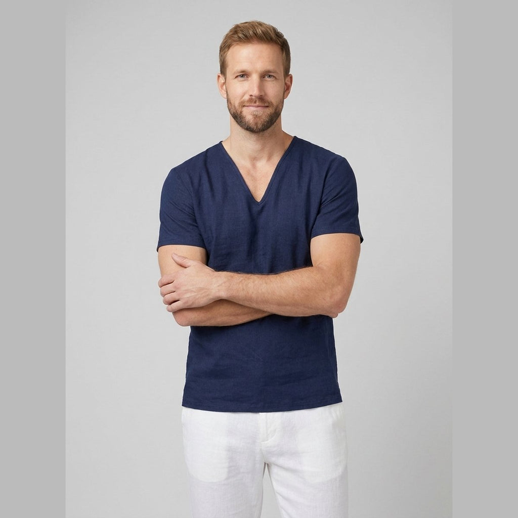 Relaxed fit men's t-shirt in light blue, made from breathable linen, featuring a v-neck and short sleeves. 3