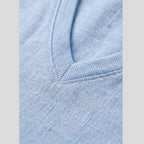 Relaxed fit men's t-shirt in light blue, made from breathable linen, featuring a v-neck and short sleeves. 7