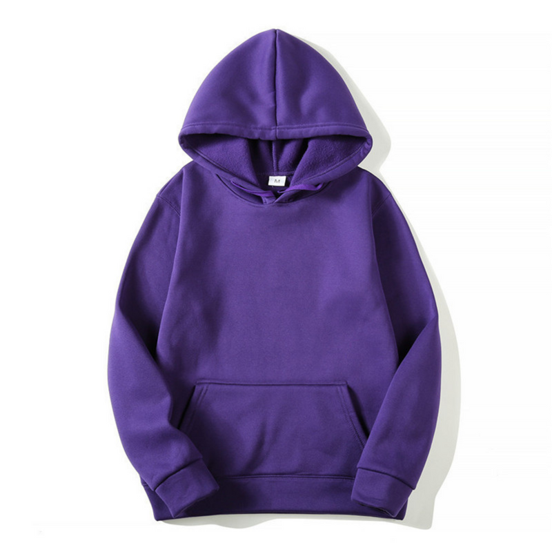 Men's pullover hoodie with a drawstring hood and kangaroo pocket.