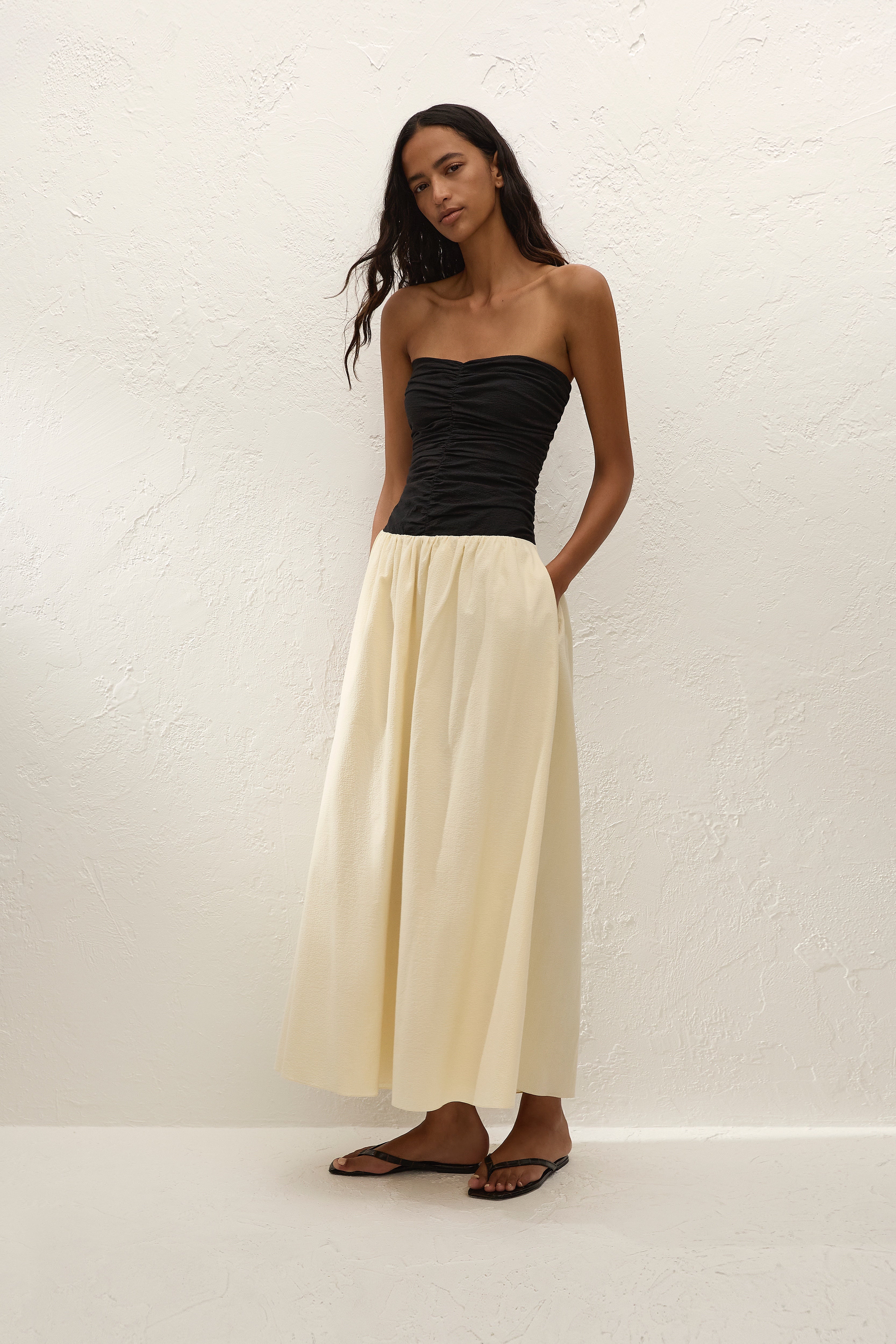 Isolde Sant Roc Maxi Dress Black Milk - Long Relaxed Fit Maxi Dress for Women 3