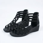 Comfortable orthopedic sandals in a soft beige color with a stylish, modern design. 5