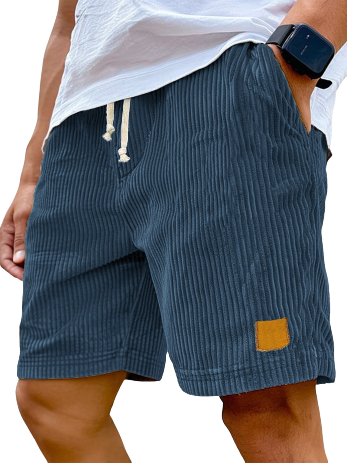 Liam casual shorts in light beige corded fabric with an adjustable drawstring for a relaxed fit. 2