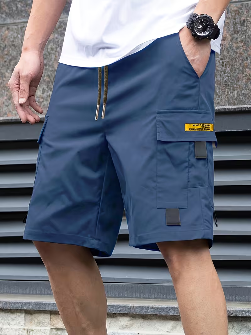 Men's lightweight cargo shorts in khaki, featuring a multi-pocket design for practicality and comfort. 7