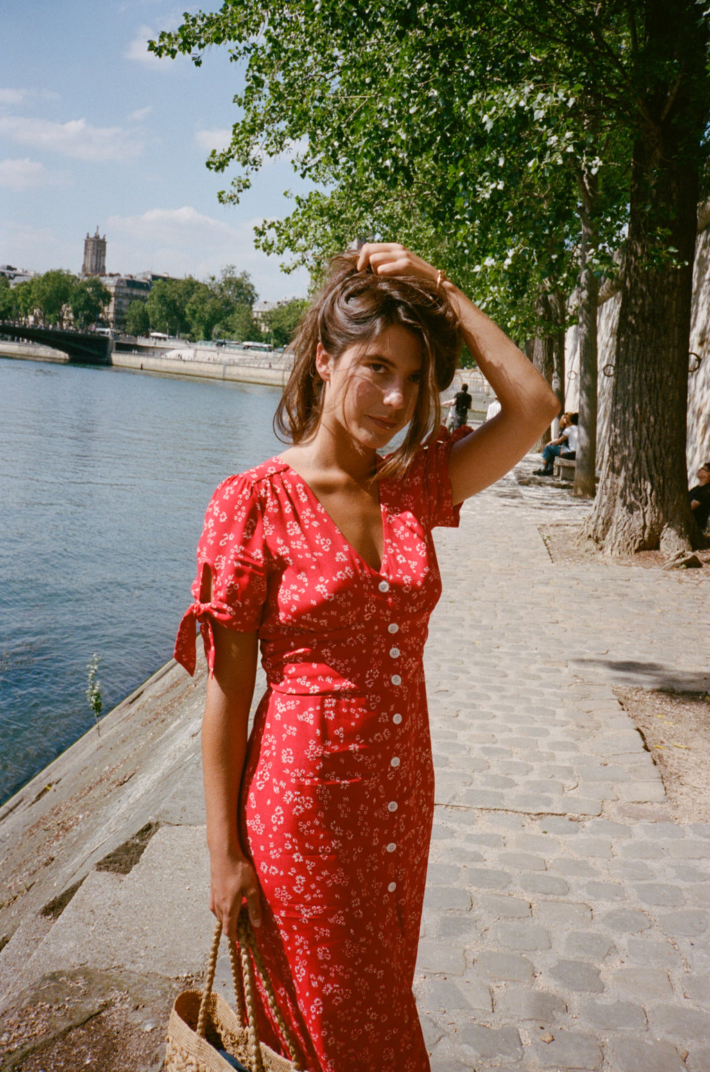 Liora Robe Laura Flowy Midi Dress with Red Floral Print and V-Neck 1