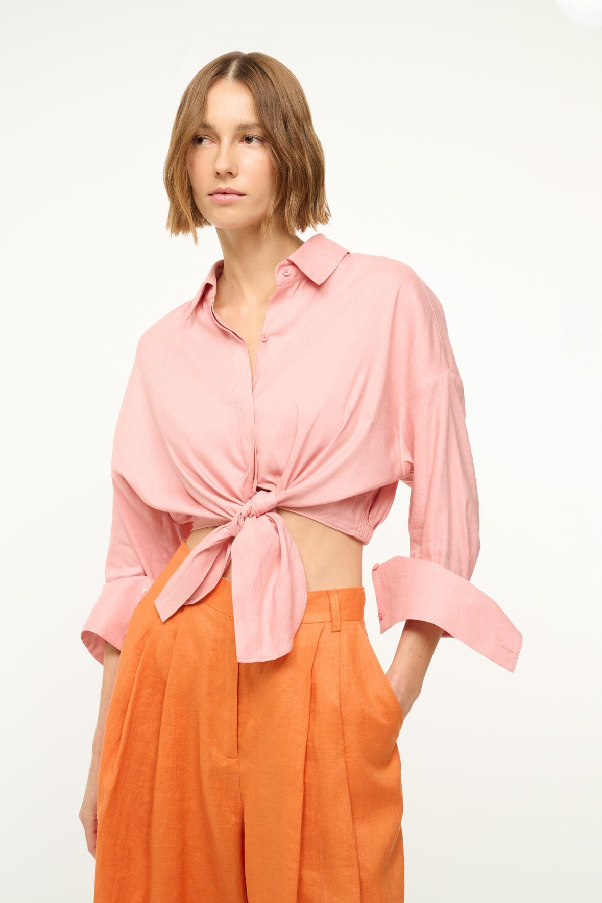 Lisa Linen Top Cropped Button-Down Shirt with Tie in Faded Blush 0