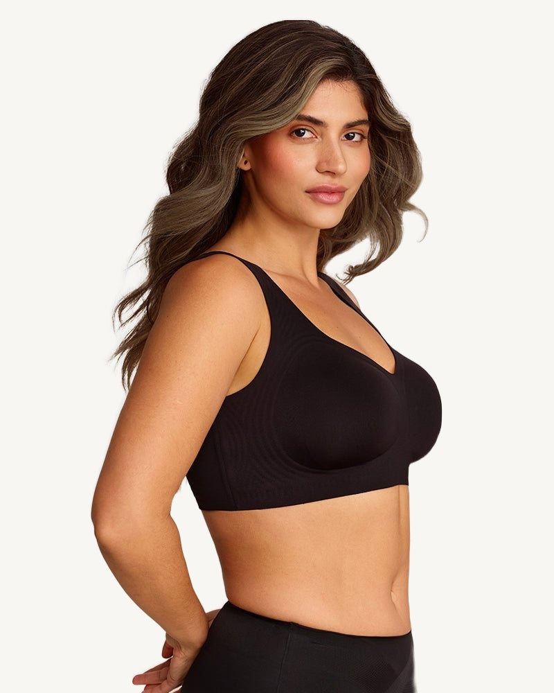 Maud seamless wireless bra in black, side view
