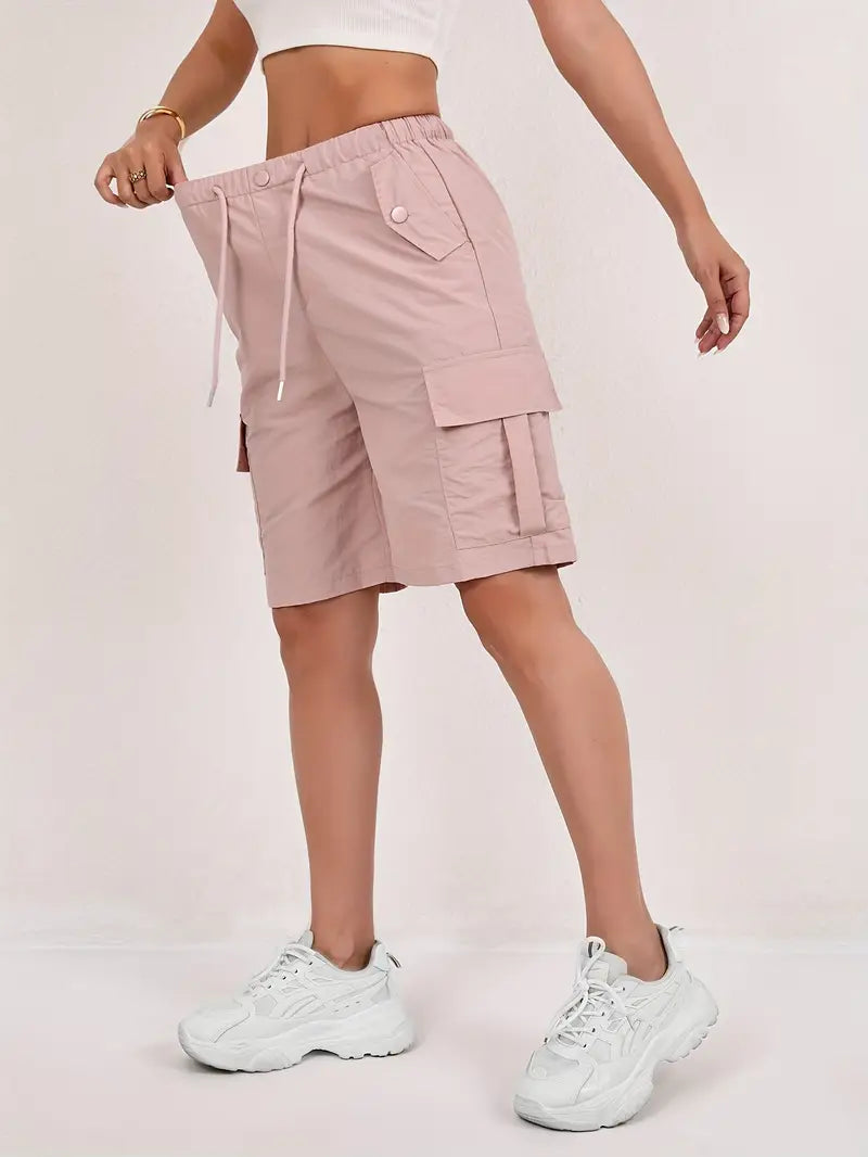 Olive green cargo shorts for women with a quick-dry fabric and multiple pockets, perfect for casual outdoor activities. 1