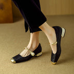 Pera Mary Jane flats in soft pink with a classic, minimalist design. 2