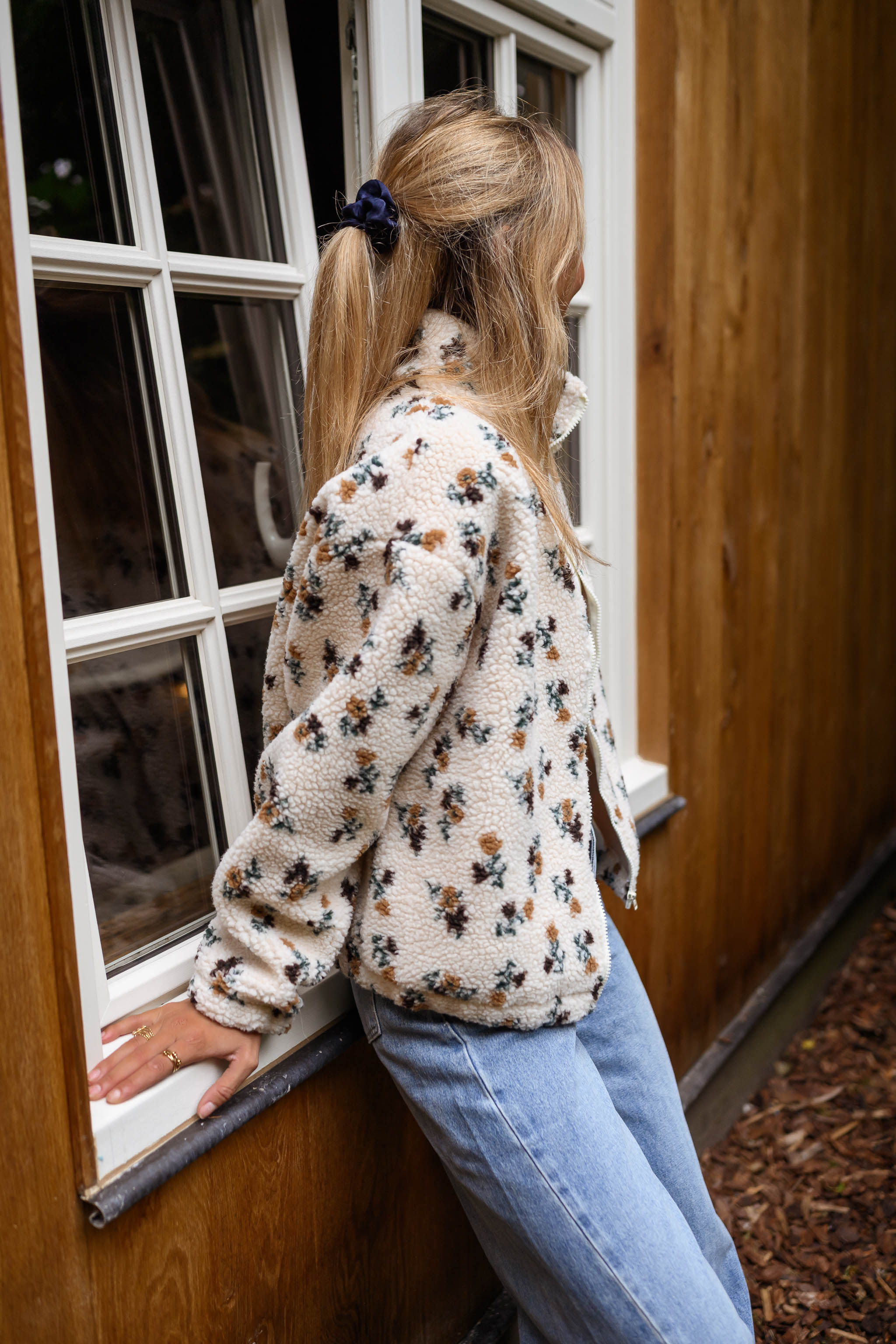 Emma | Fleece Ecru Floral