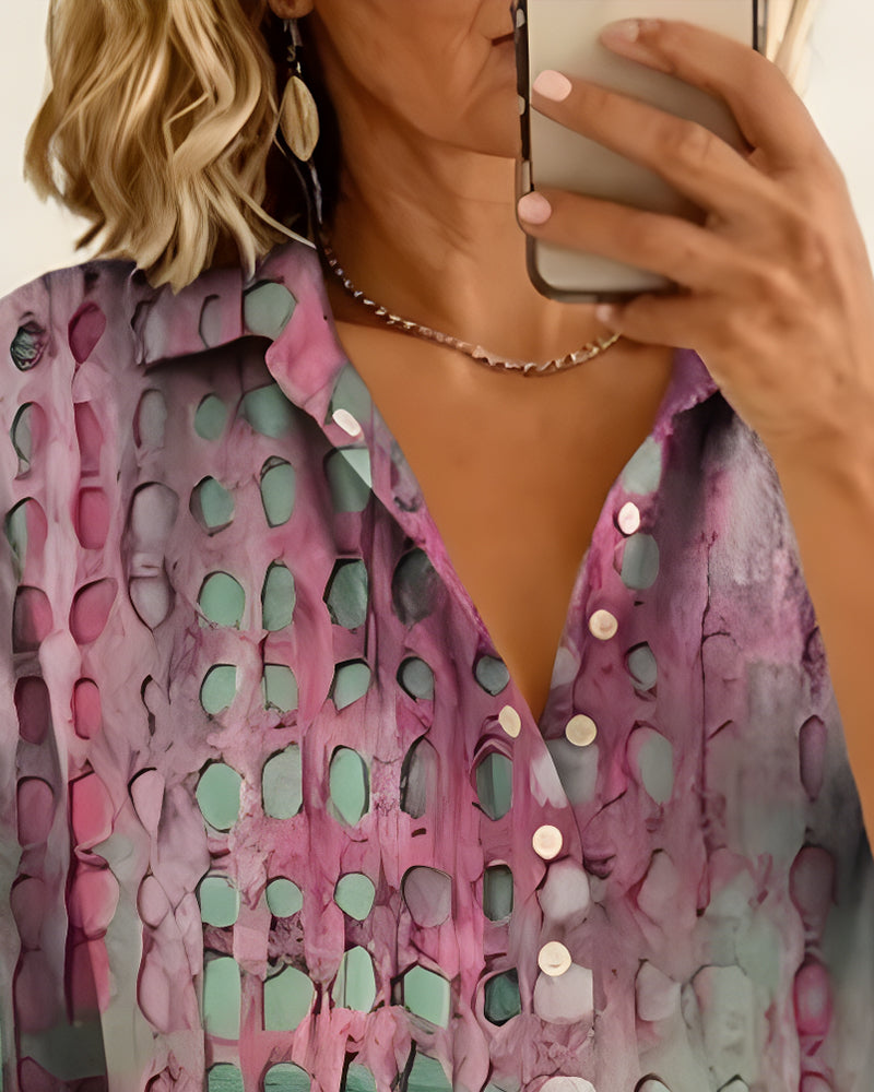 Short sleeve blouse in white with black polka dots, featuring a relaxed fit and elegant collar style. 8