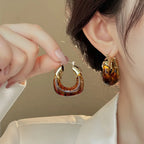 Lilly - Retro U-shaped Geometric Earrings made of Brown Resin for Women