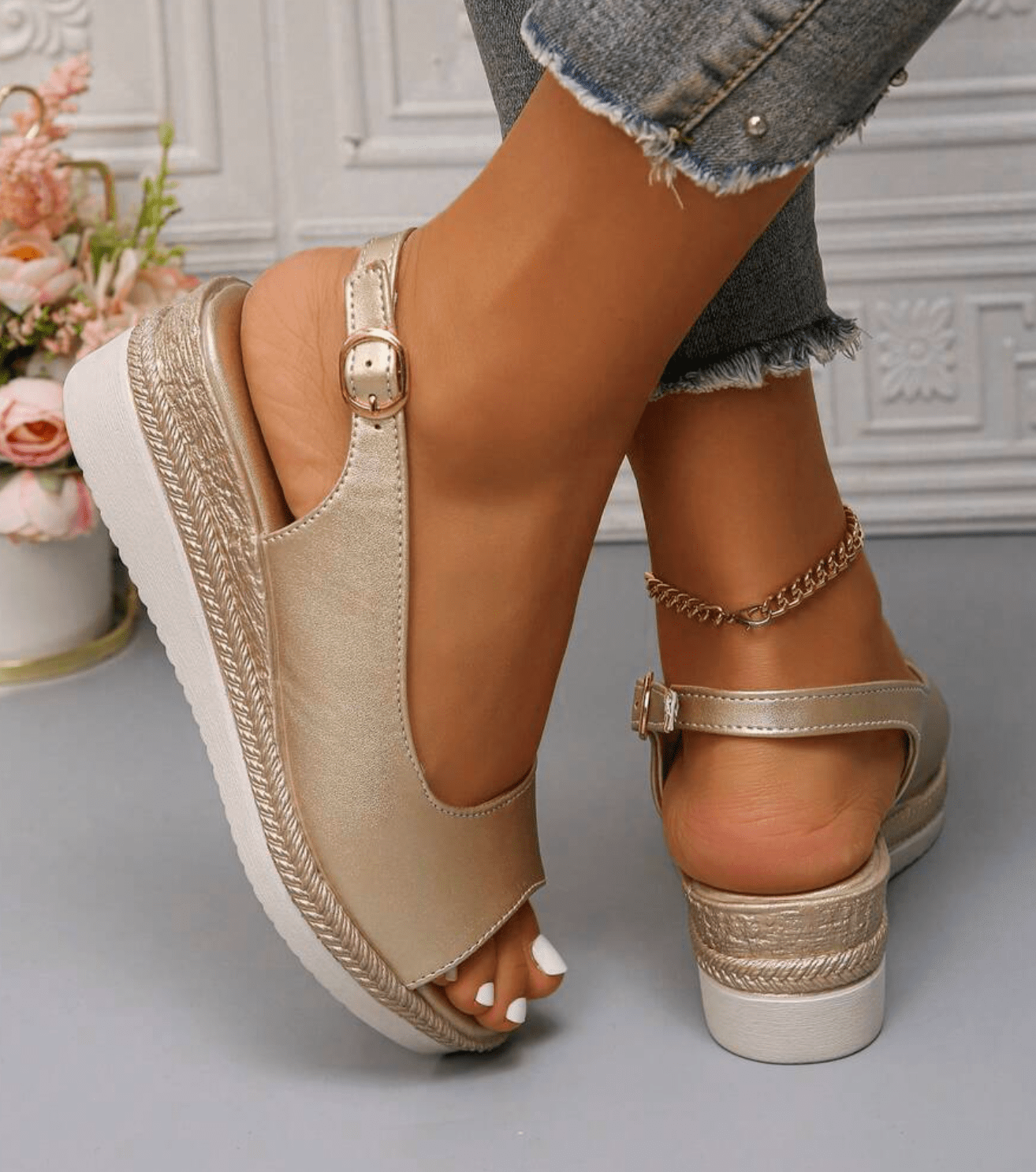 NOIRA | COMFORT SANDALS
