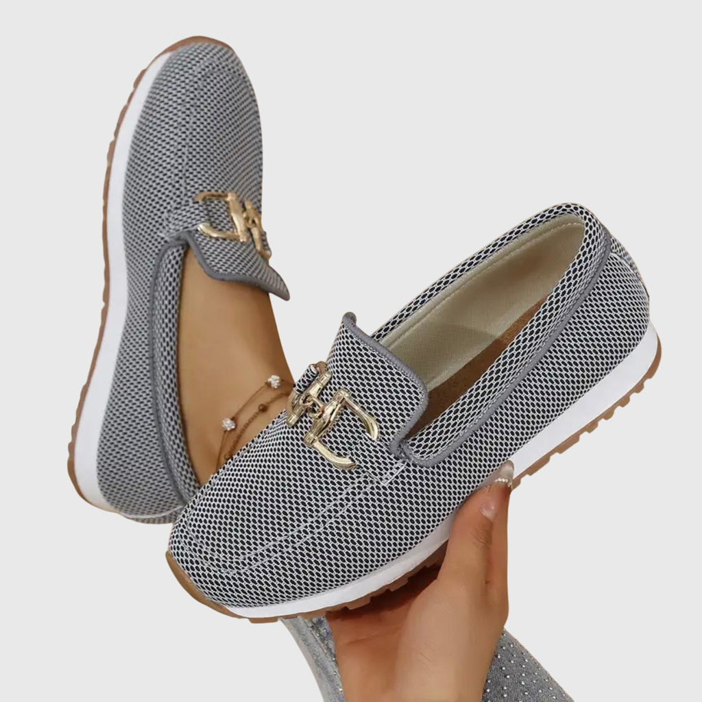 Sierra black loafers for women, featuring a sleek design and smooth leather finish. 7