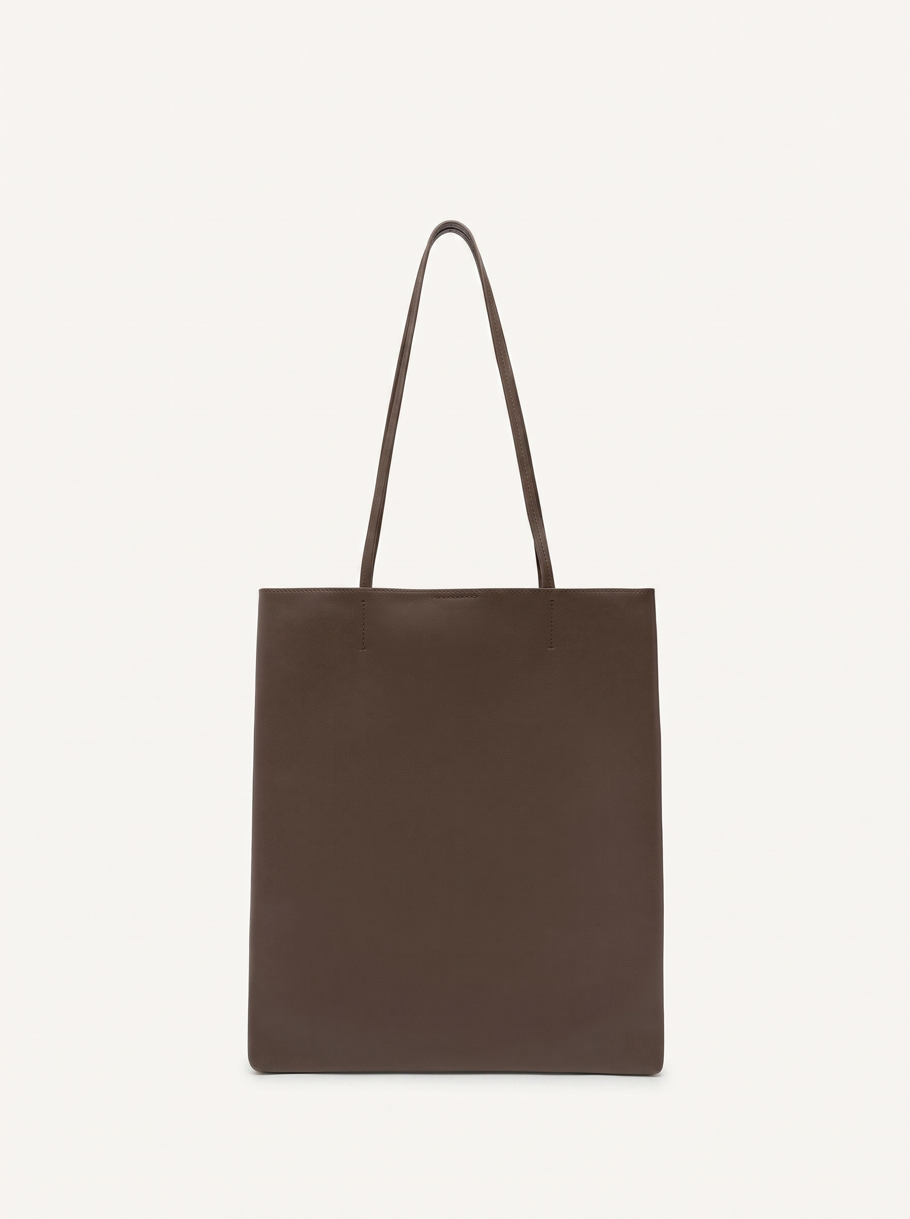 Thea walnut shoulder bag hanging