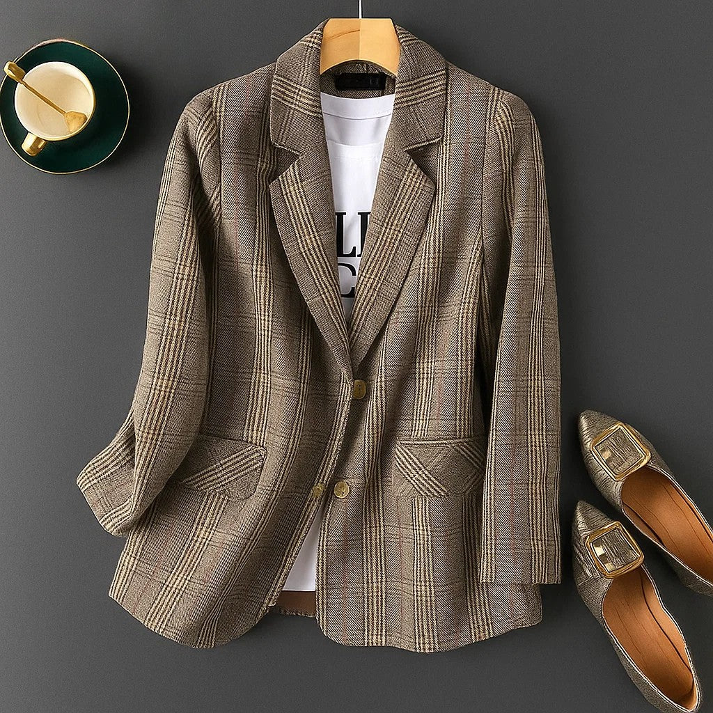 Amilie plaid blazer for women with a notched lapel