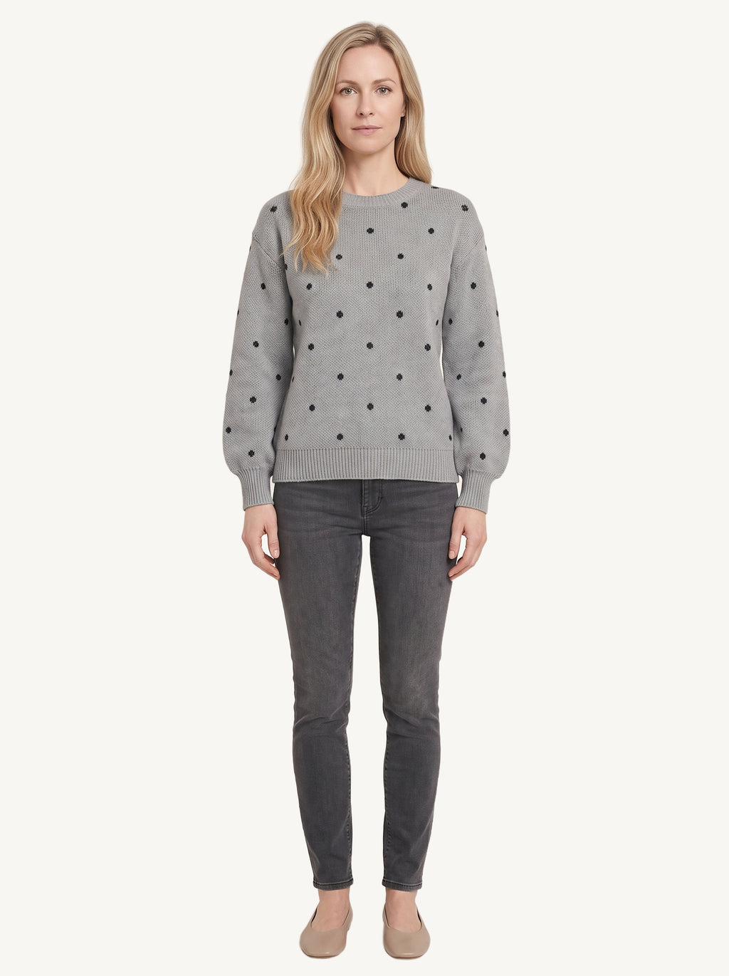 Polka dot knitted sweater, grey