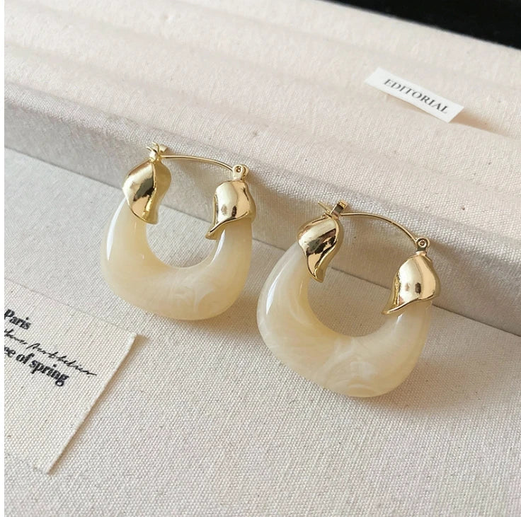 Lilly retro geometric statement earrings with gold-tone accents, image 9