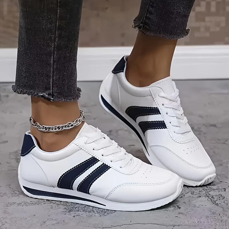 Lioro white retro runner sneakers with navy side panels, image 4