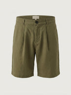 Marcellus Pleated Herringbone Linen Shorts - product only