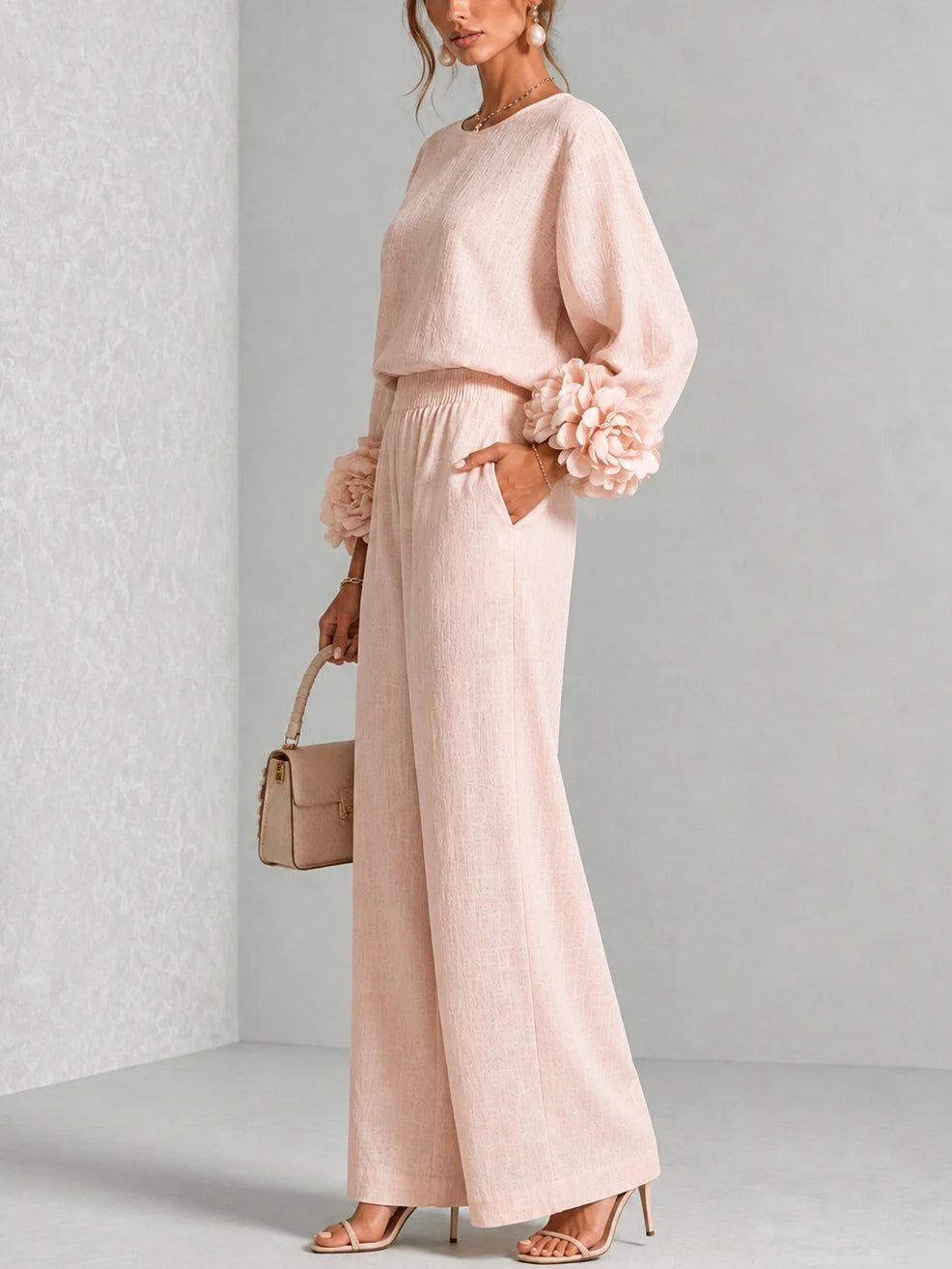 Marguerite two-piece set with floral cuffs and wide-leg trousers, image 3