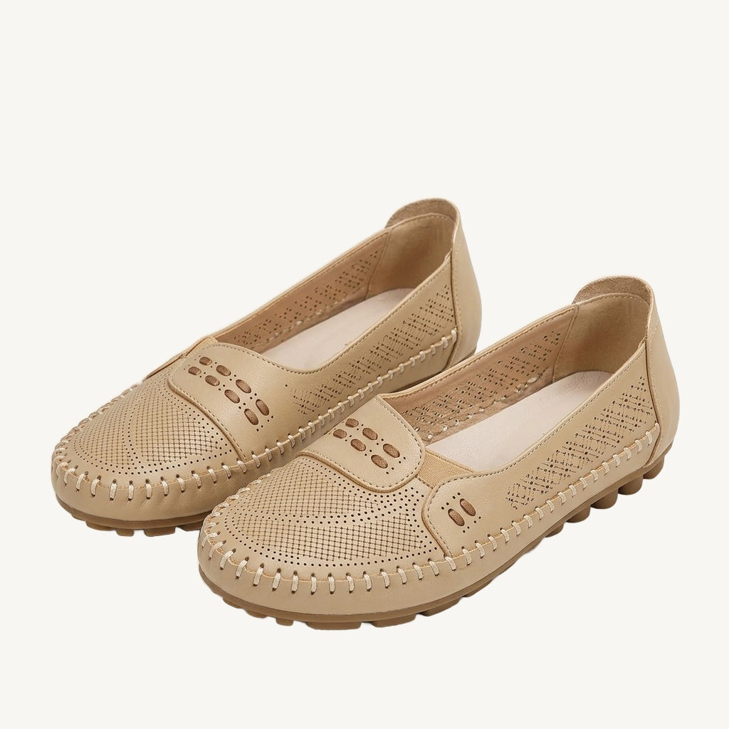 Slip-on loafer shoes beige