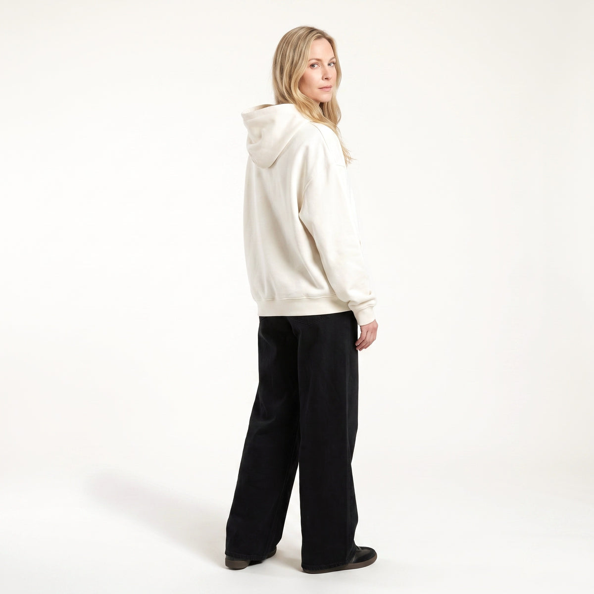 Mika oversized hoodie 1