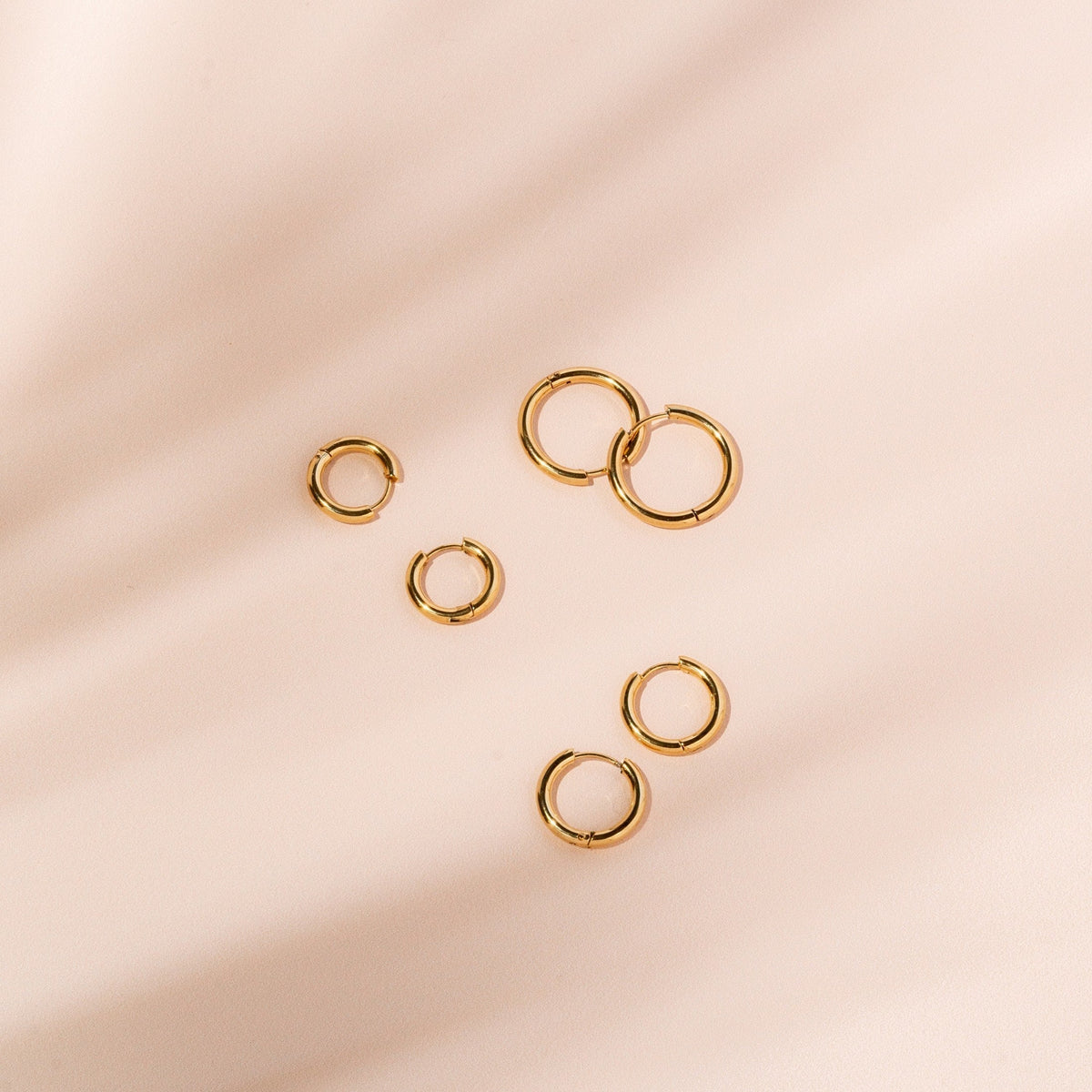 Pippa timeless hoop earrings in gold-tone and silver-tone, image 6