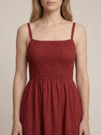 Porto Red sleeveless midi dress, close-up of bodice