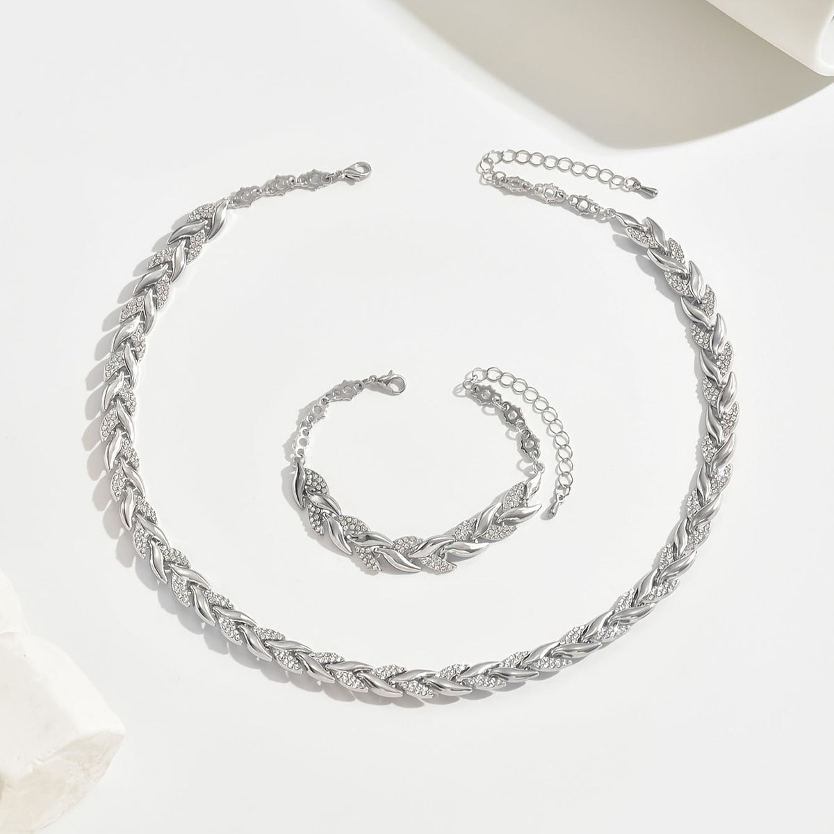 Vivette linked leaf necklace and bracelet set, image 11