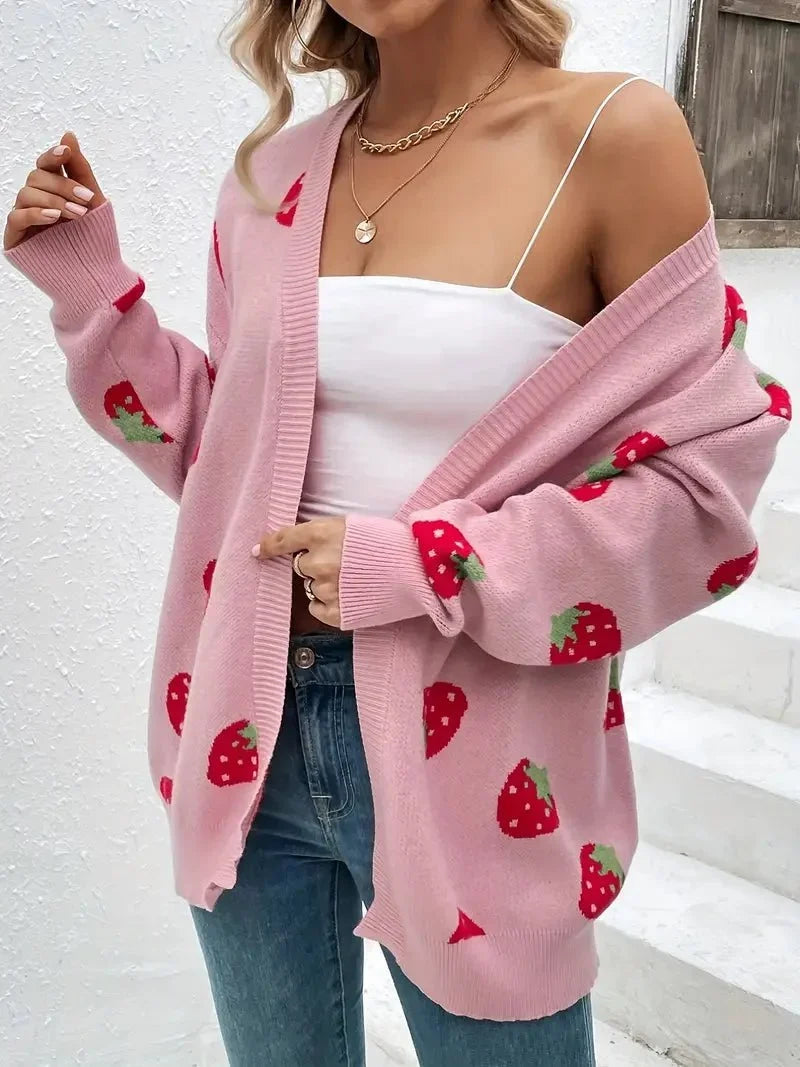 Wieke oversized cardigan with a strawberry motif, image 4