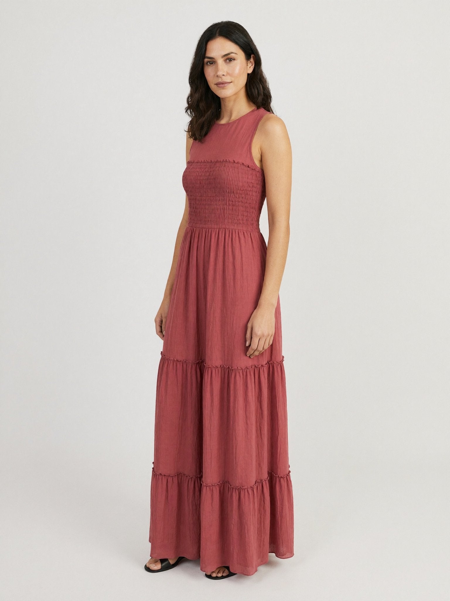 Dusty rose pleated maxi dress 3/4 view